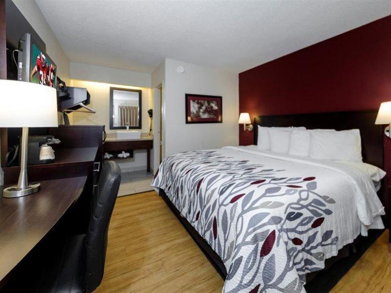 Red Roof Inn Detroit - Troy Exterior photo