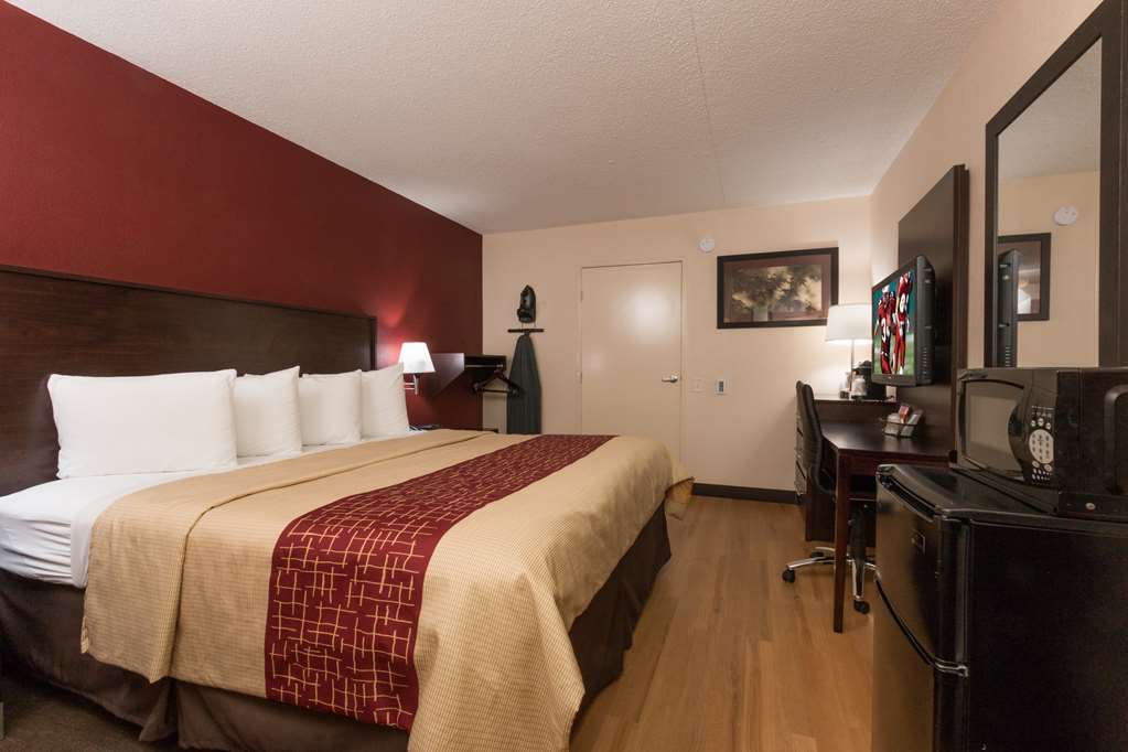 Red Roof Inn Detroit - Troy Room photo